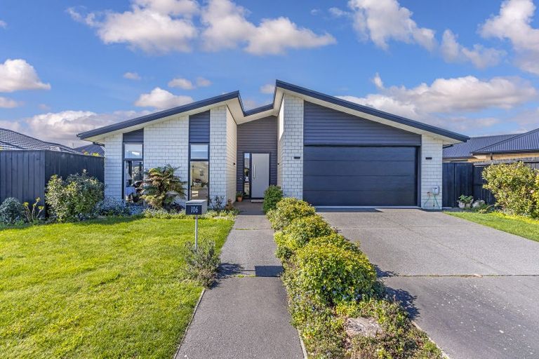 Photo of property in 106 Caulfield Avenue, Halswell, Christchurch, 8025
