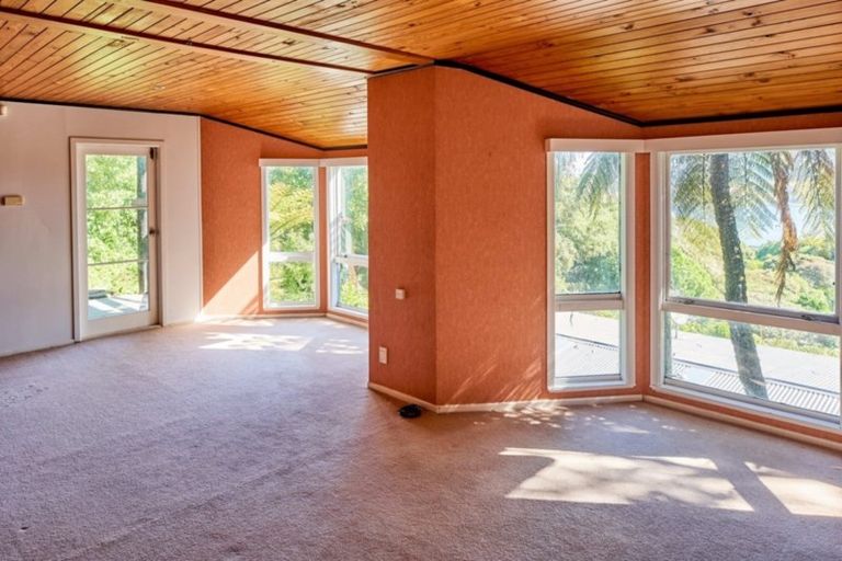 Photo of property in 29 The Track, Plimmerton, Porirua, 5026