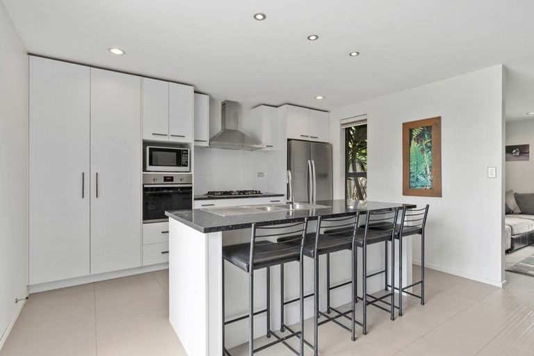 Photo of property in 10 Barwick Place, Huntington, Hamilton, 3210