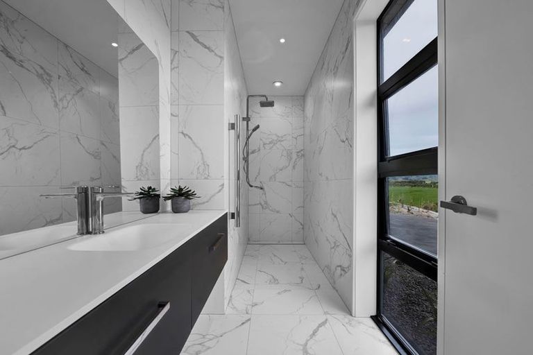 Photo of property in 29 Washer Road, Omata, New Plymouth, 4374