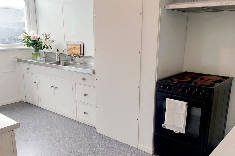 Photo of property in 69 Loyalty Street, Forbury, Dunedin, 9012