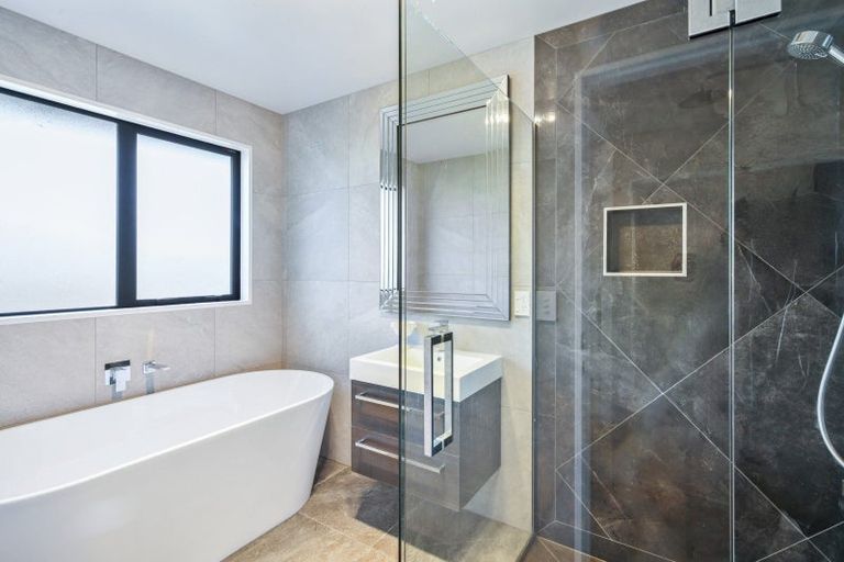 Photo of property in 4 Marcoola Drive, Rolleston, 7614