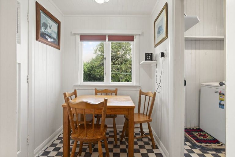 Photo of property in 5 Peel Street, Mornington, Dunedin, 9011