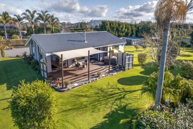 Photo of property in 38 Riddell Road, Kerikeri, 0230