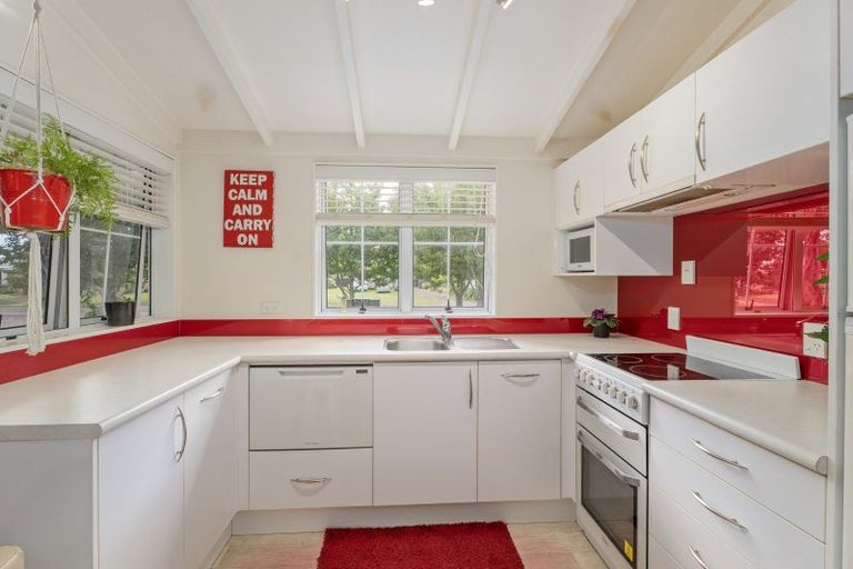 Photo of property in 1a Campbell Court, Pauanui, Hikuai, 3579