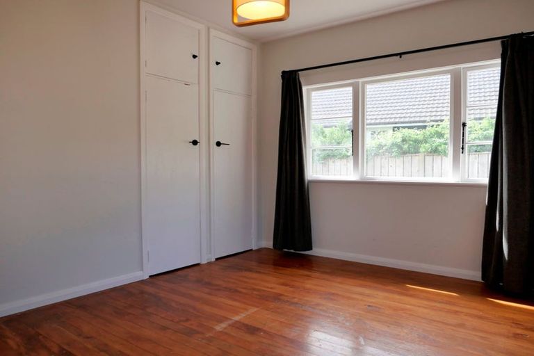 Photo of property in 132 Wellington Road, Paekakariki, 5034