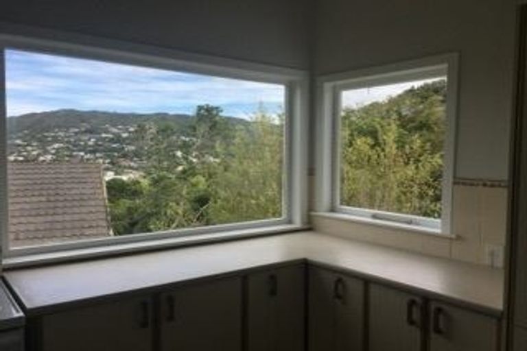 Photo of property in 77a Chamberlain Road, Karori, Wellington, 6012