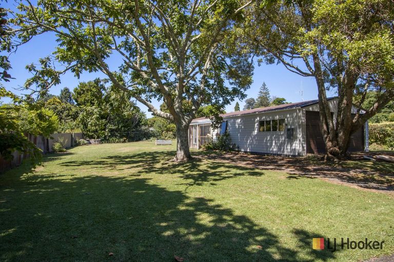 Photo of property in 1 Adela Stewart Drive West, Athenree, Katikati, 3177