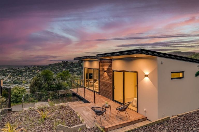 Photo of property in 6a Millhill Lane, Huntsbury, Christchurch, 8022