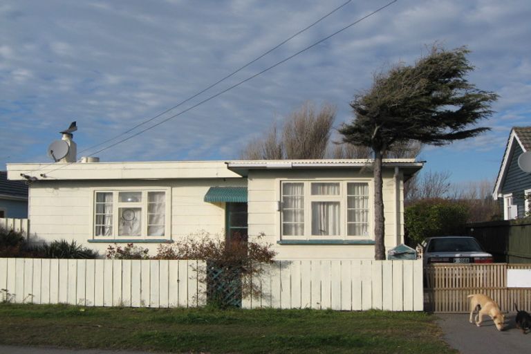 Photo of property in 39 Falcon Street, New Brighton, Christchurch, 8061