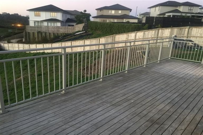 Photo of property in 9 Mauku Lane, Greenhithe, Auckland, 0632