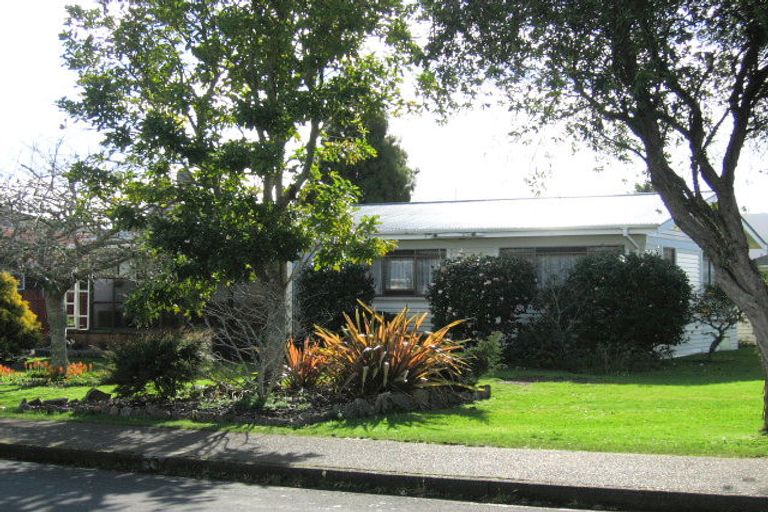 Photo of property in 2 Hailes Road, Te Kamo, Whangarei, 0112