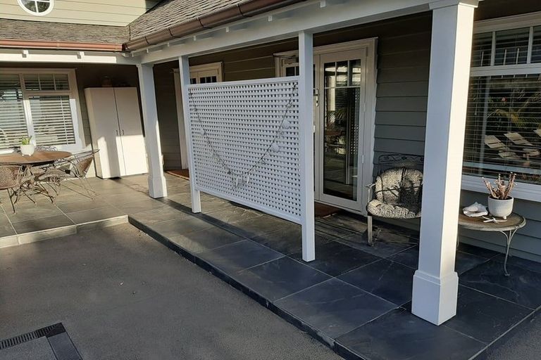 Photo of property in 30 Rock Isle Road, Torbay, Auckland, 0630