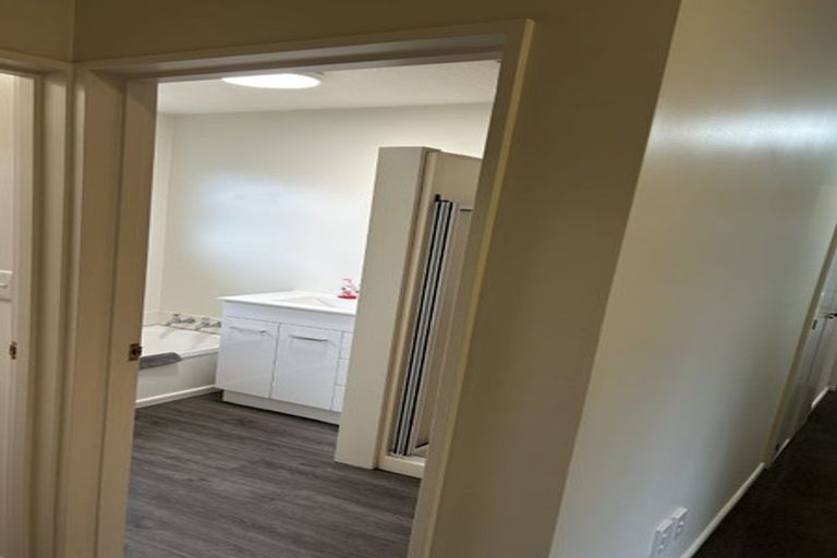 Photo of property in 4/33 Wrights Road, Addington, Christchurch, 8024