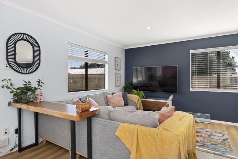 Photo of property in 47a Lyn Grove, Papamoa Beach, Papamoa, 3118