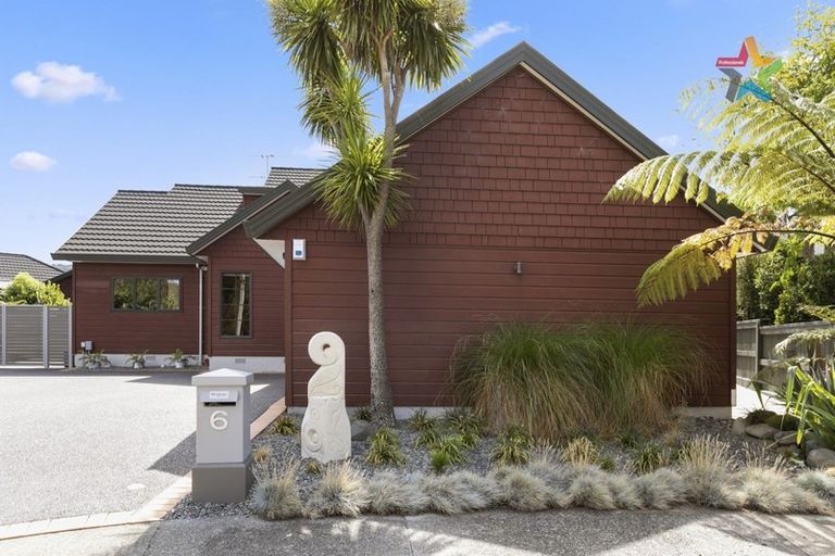 Photo of property in 6 Harley Grove, Boulcott, Lower Hutt, 5010
