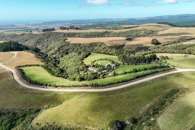 Photo of property in 36 Kahu Ridge, Taieri Beach, Taieri Mouth, 9091