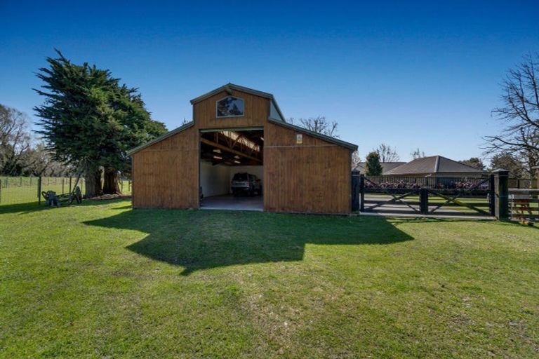 Photo of property in 189 O'roarkes Road, Fernside, Rangiora, 7471