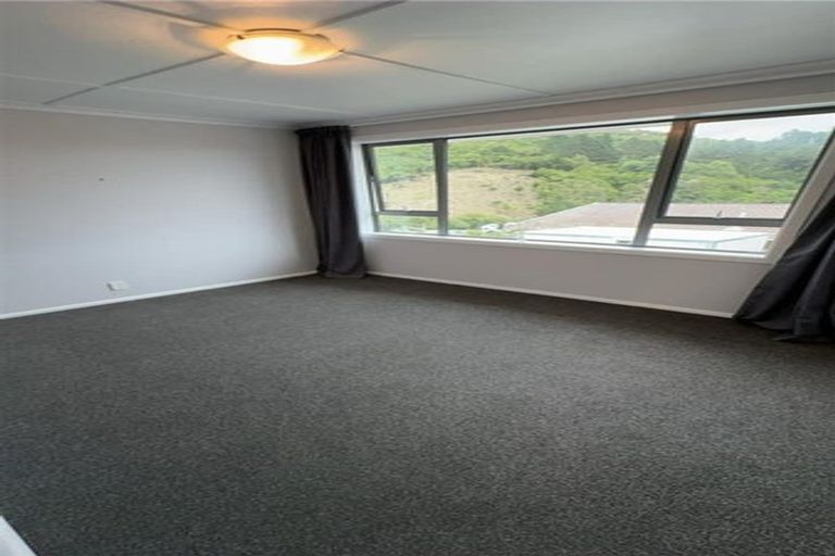 Photo of property in 9 Angle Street, Picton, 7220