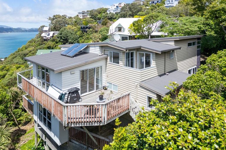 Photo of property in 77a Nicholson Road, Khandallah, Wellington, 6035