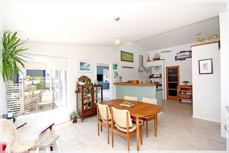 Photo of property in 47a Nash Parade, Foxton Beach, Foxton, 4815