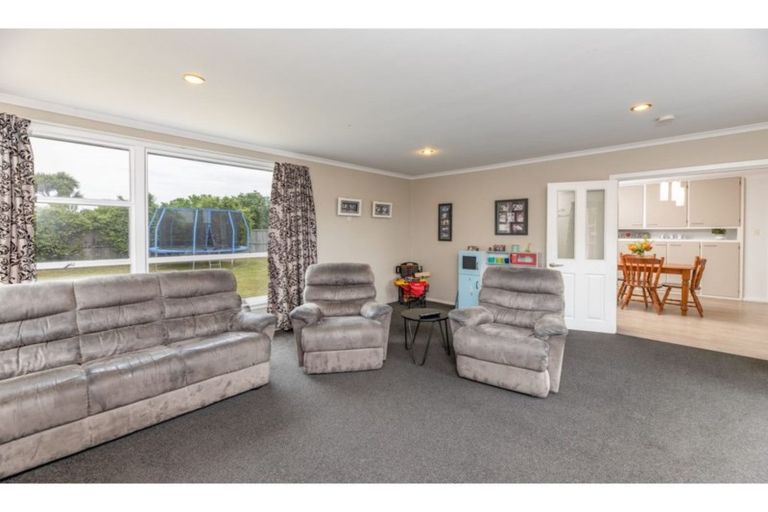 Photo of property in 349 Burwood Road, Burwood, Christchurch, 8083