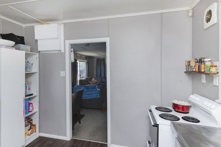 Photo of property in 24 Glasgow Crescent, Kaiti, Gisborne, 4010