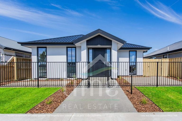 Photo of property in 89 Pegasus Main Street, Pegasus, 7612