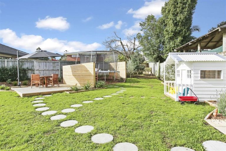 Photo of property in 19 Glennron Lane, Waiuku, 2123