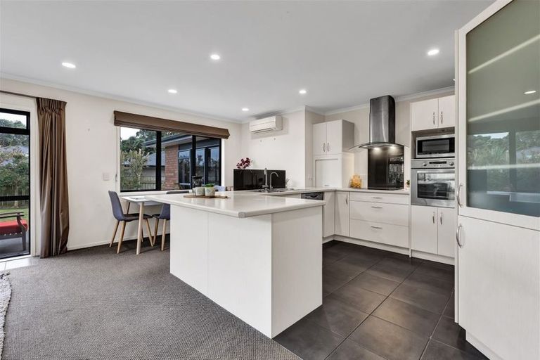 Photo of property in 23b Marlin Terrace, Bell Block, New Plymouth, 4312