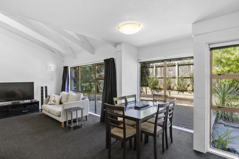 Photo of property in 105 Kamahi Street, Stokes Valley, Lower Hutt, 5019