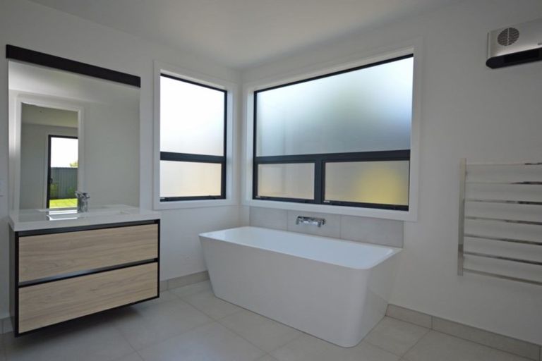 Photo of property in 5 Lochern Rise, Marchwiel, Timaru, 7910