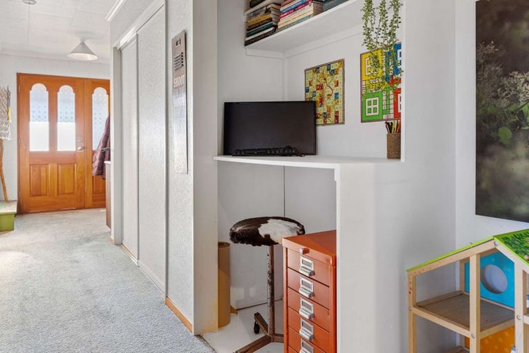 Photo of property in 18 Waenga Drive, Cromwell, 9310