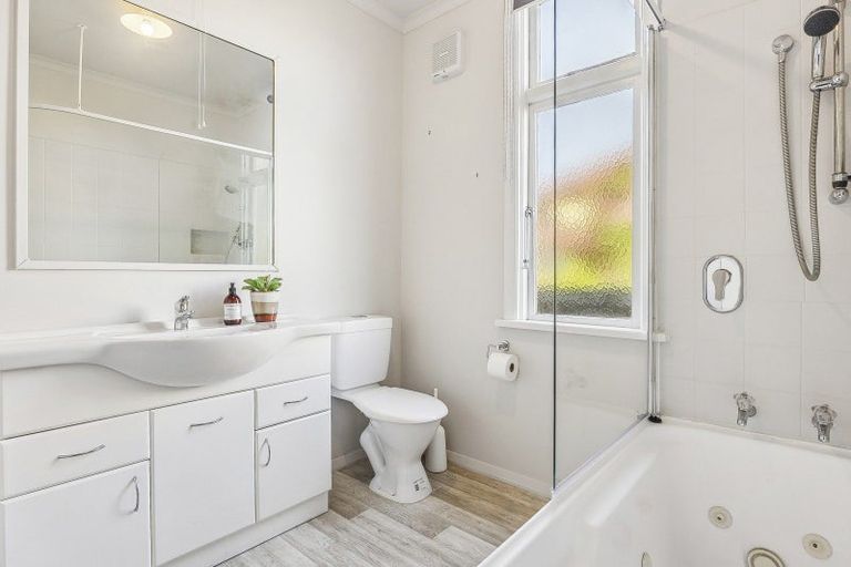 Photo of property in 23a Lochend Street, Musselburgh, Dunedin, 9013