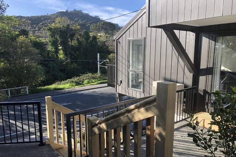 Photo of property in 21b Cockayne Road, Khandallah, Wellington, 6035