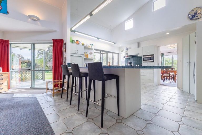 Photo of property in 29 Cranbrook Grove, Waikanae, 5036