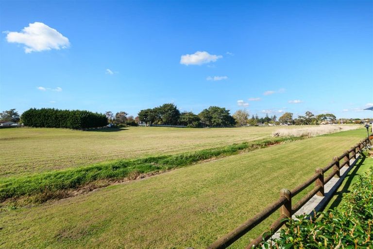 Photo of property in 10 Hanalin Drive, Marton, 4710