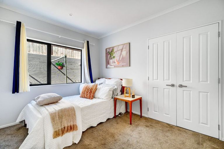 Photo of property in 31 Shibata Rise, Ranui, Auckland, 0612