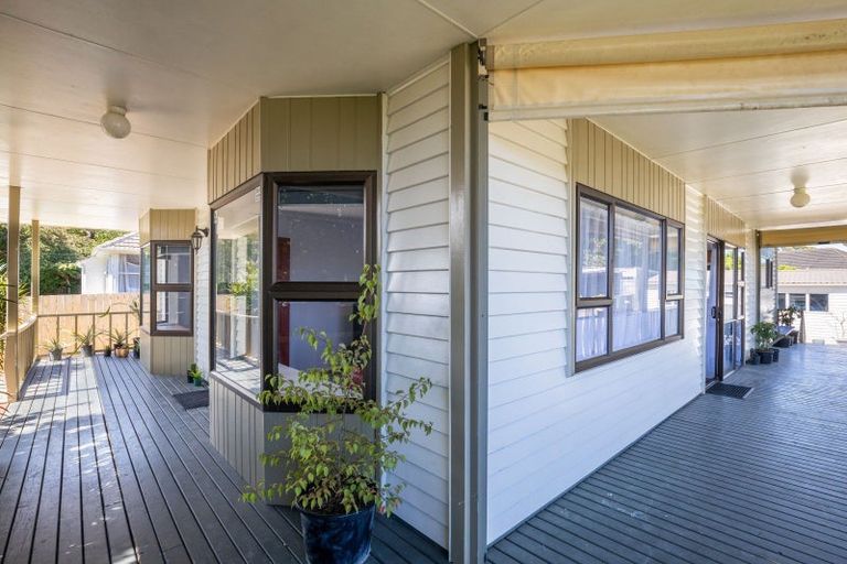 Photo of property in 5 Ihaia Street, Waitara, 4320