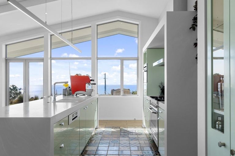 Photo of property in 342 Mount Pleasant Road, Mount Pleasant, Christchurch, 8081