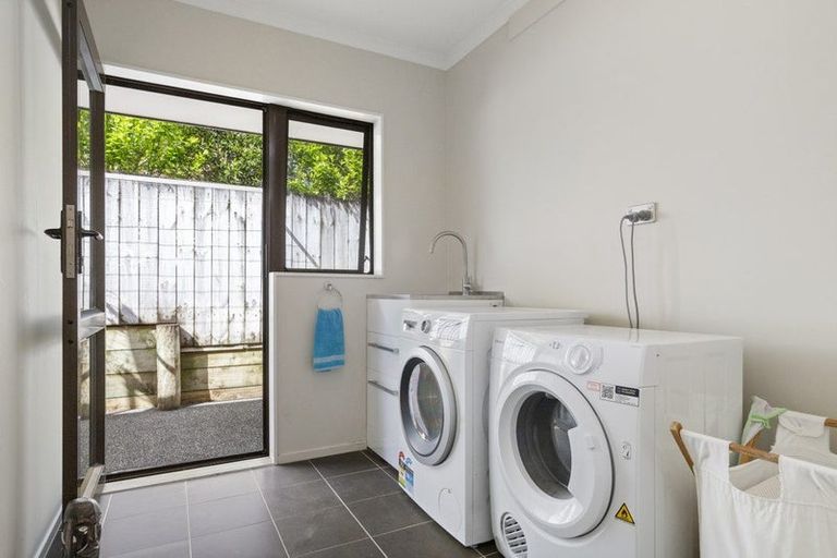 Photo of property in 16 Ludlow Place, Pukekohe, 2120