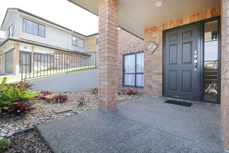 Photo of property in 8 Vintage Drive, Henderson, Auckland, 0612