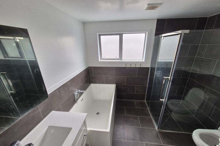 Photo of property in 38 Waihora Crescent, Waitangirua, Porirua, 5024