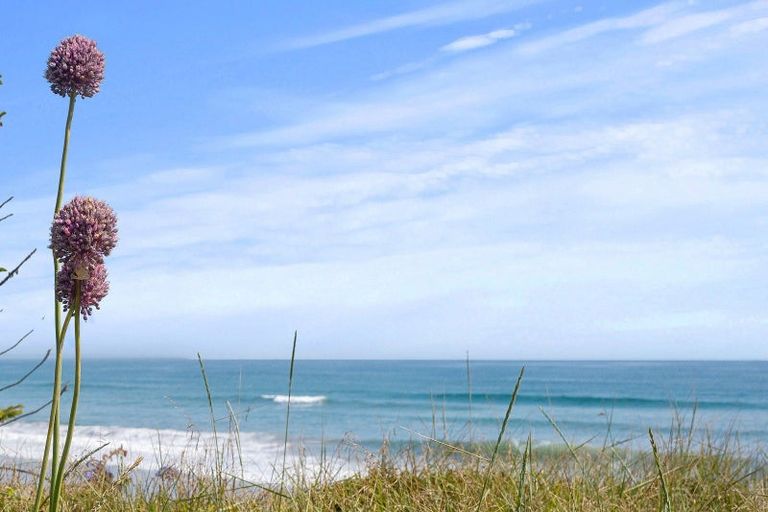 Photo of property in 285 Pukehina Parade, Pukehina, 3189