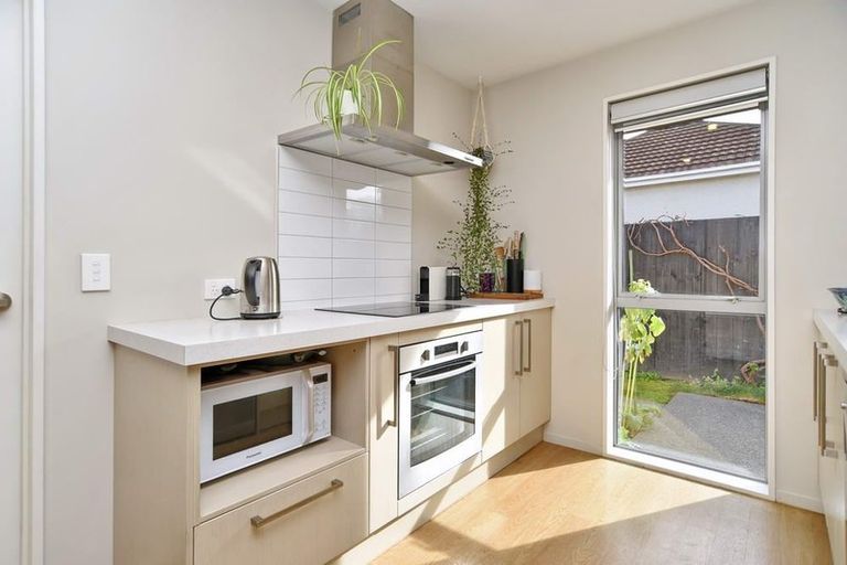 Photo of property in 2/58 Sylvan Street, Hillmorton, Christchurch, 8024