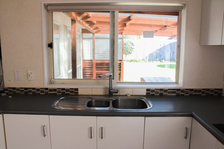 Photo of property in 31 Maurice Borich Place, Henderson, Auckland, 0610