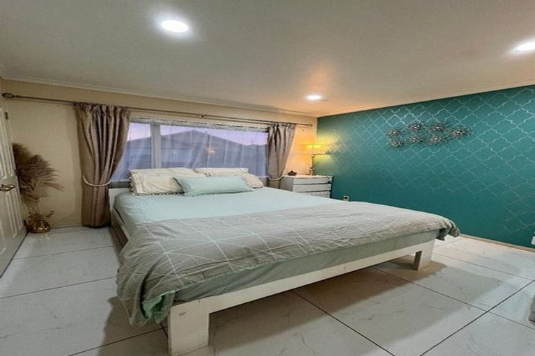 Photo of property in 5 Mattalie Place, Manurewa, Auckland, 2105