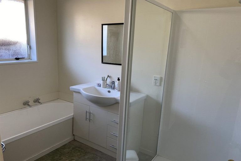 Photo of property in 1/44a Division Street, Riccarton, Christchurch, 8041