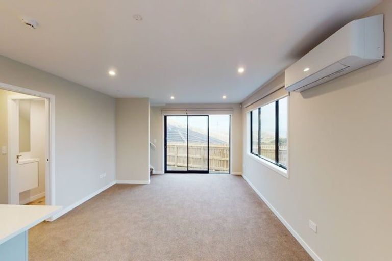 Photo of property in 29a Comber Place, Johnsonville, Wellington, 6037