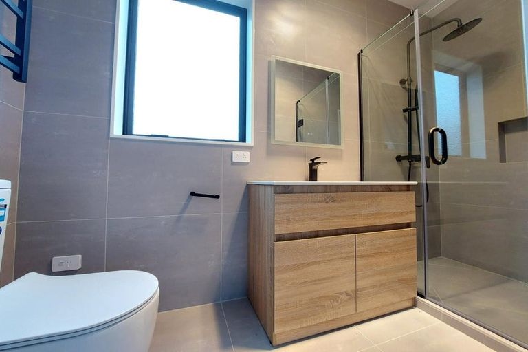 Photo of property in 67 Farranfore Road, Opaheke, Papakura, 2113